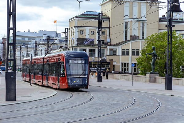 Tampere to Test Nordic’s Longest Tram Carriage with Nighttime Trials and Driver Training