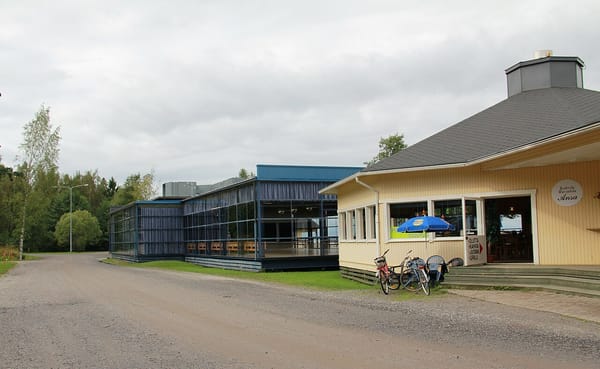 Storm damages Valasranta dance pavilion in Yläne, forcing event cancellations
